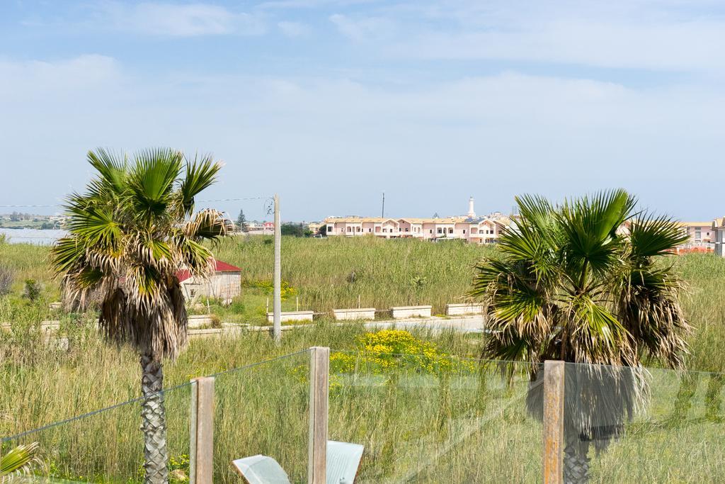 Lalena'S Garden Hotel Portopalo Di Capo Passero Екстериор снимка