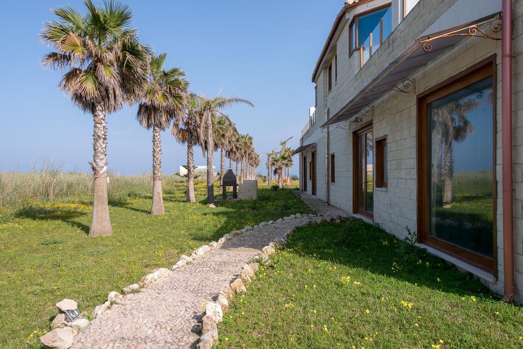 Lalena'S Garden Hotel Portopalo Di Capo Passero Екстериор снимка