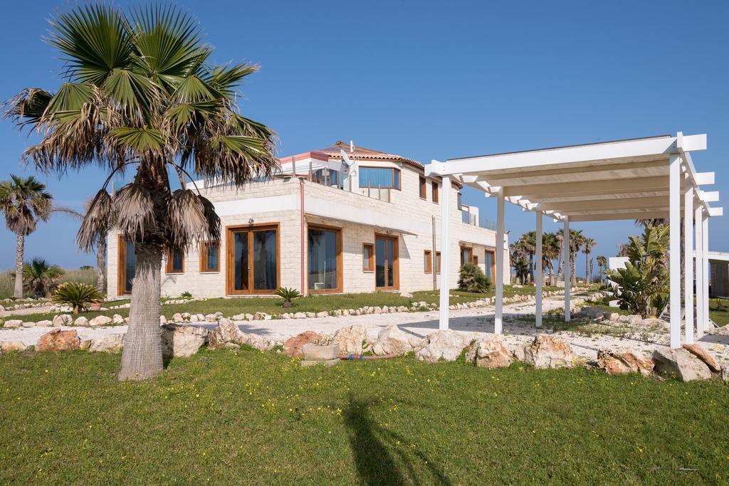 Lalena'S Garden Hotel Portopalo Di Capo Passero Екстериор снимка