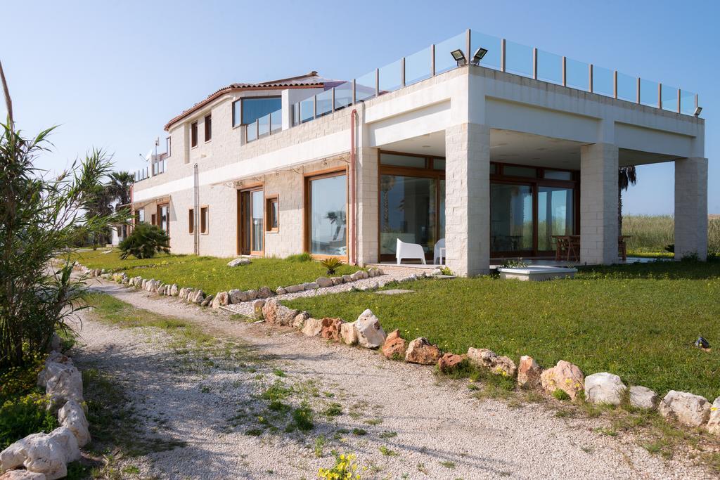 Lalena'S Garden Hotel Portopalo Di Capo Passero Екстериор снимка