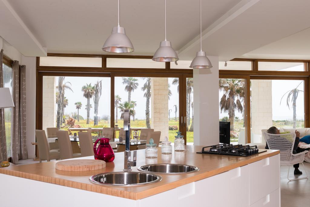 Lalena'S Garden Hotel Portopalo Di Capo Passero Екстериор снимка